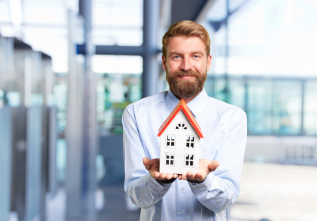 Come comunicano amministratore di condominio, locatore e conduttore? Ecco, alcune regole.